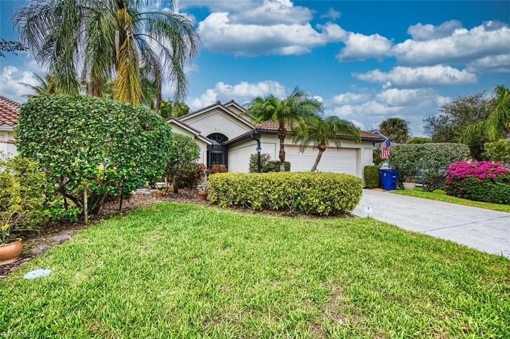 9917 Las Casas DR-4