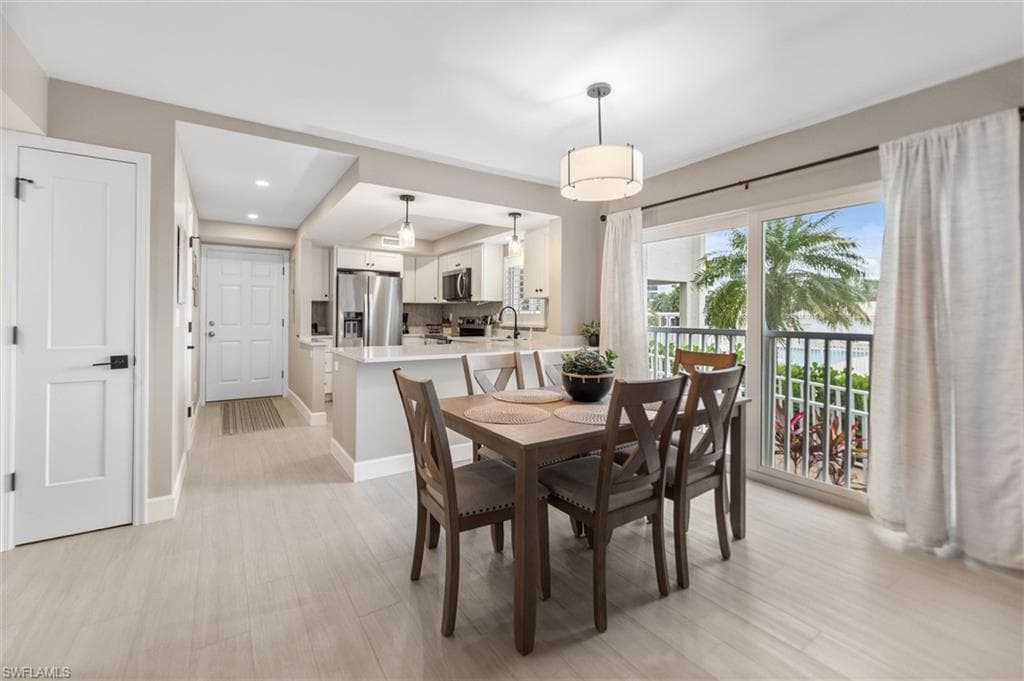 6900 Estero BLVD 108-8