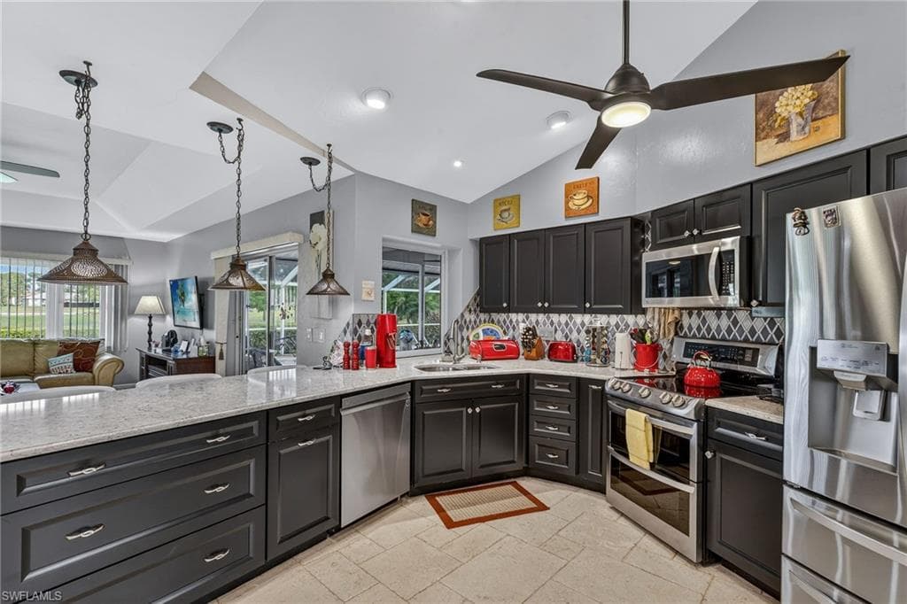 681 Saint Andrews BLVD-5
