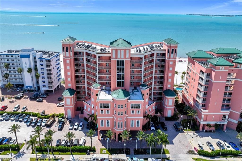 200 Estero BLVD 107-1