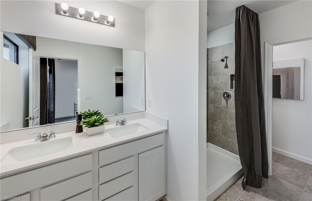1561 Lake Jessup CIR-15