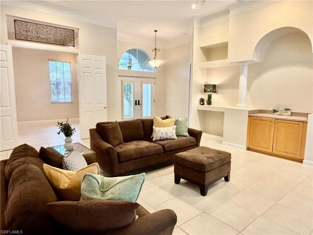 615 Soliel DR-15