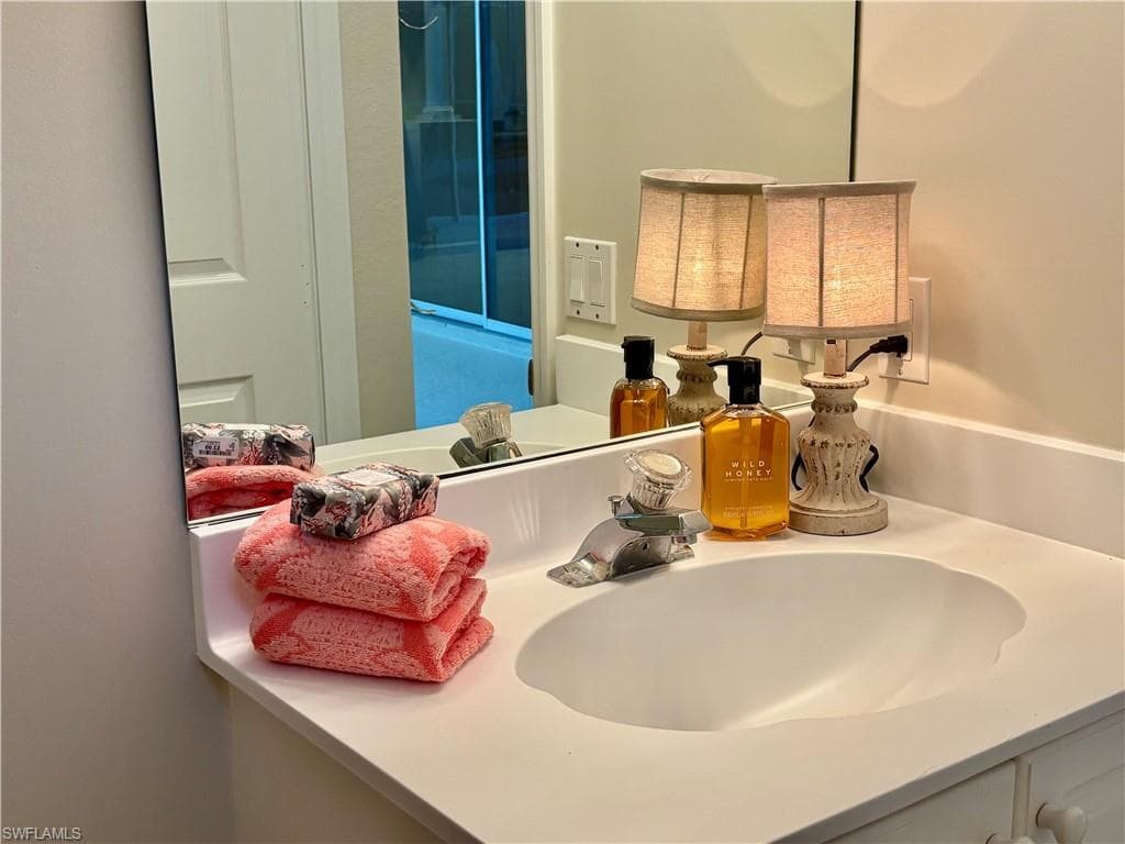 615 Soliel DR-31