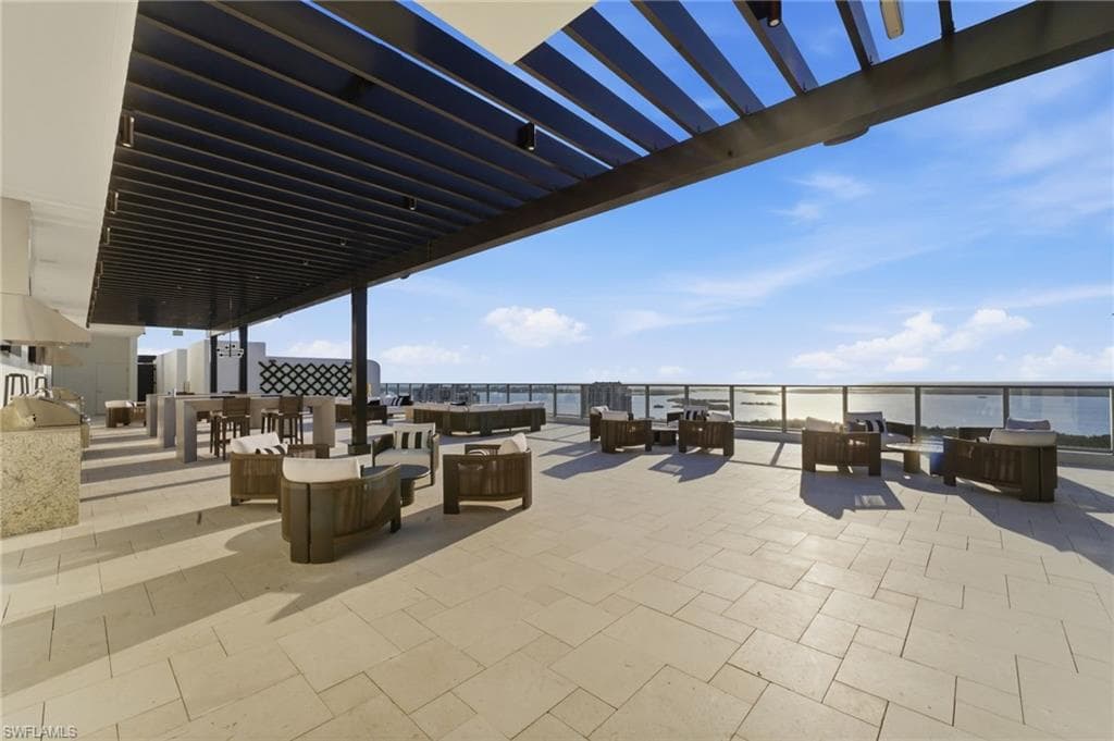 4810 Pelican Colony BLVD 704-17