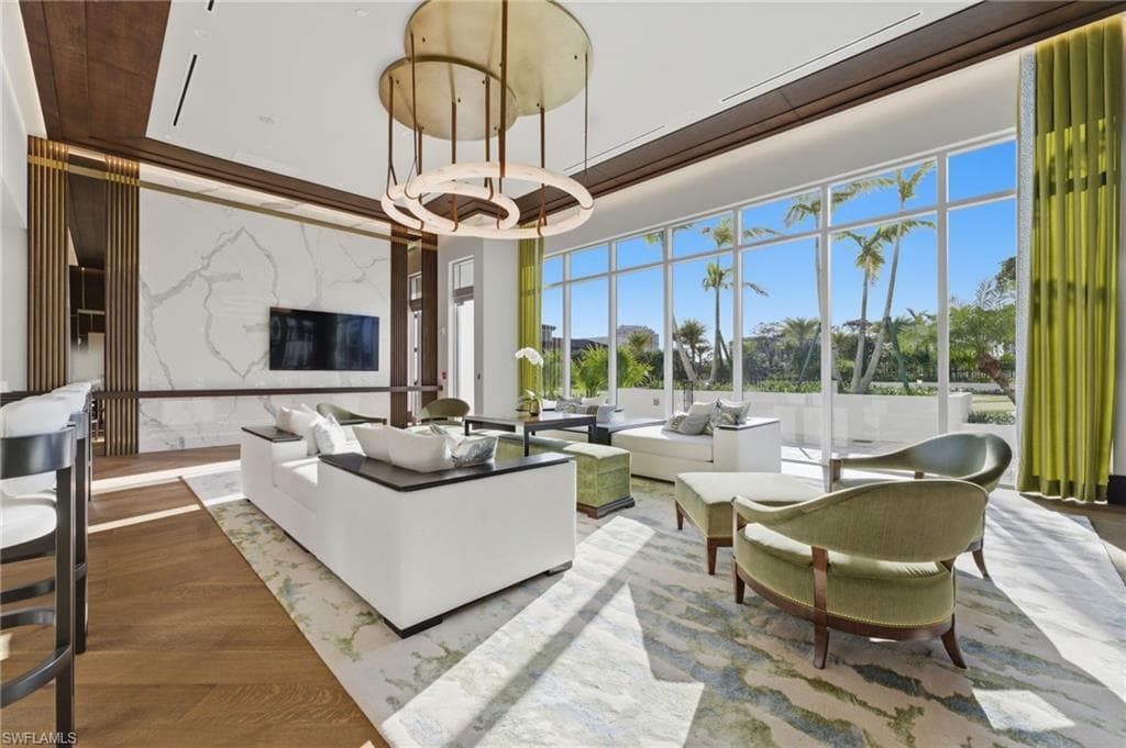 4810 Pelican Colony BLVD 704-7