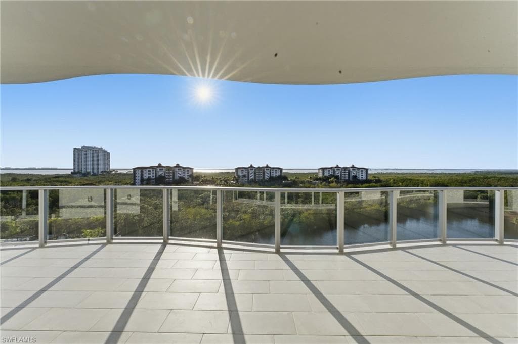 4810 Pelican Colony BLVD 704-14
