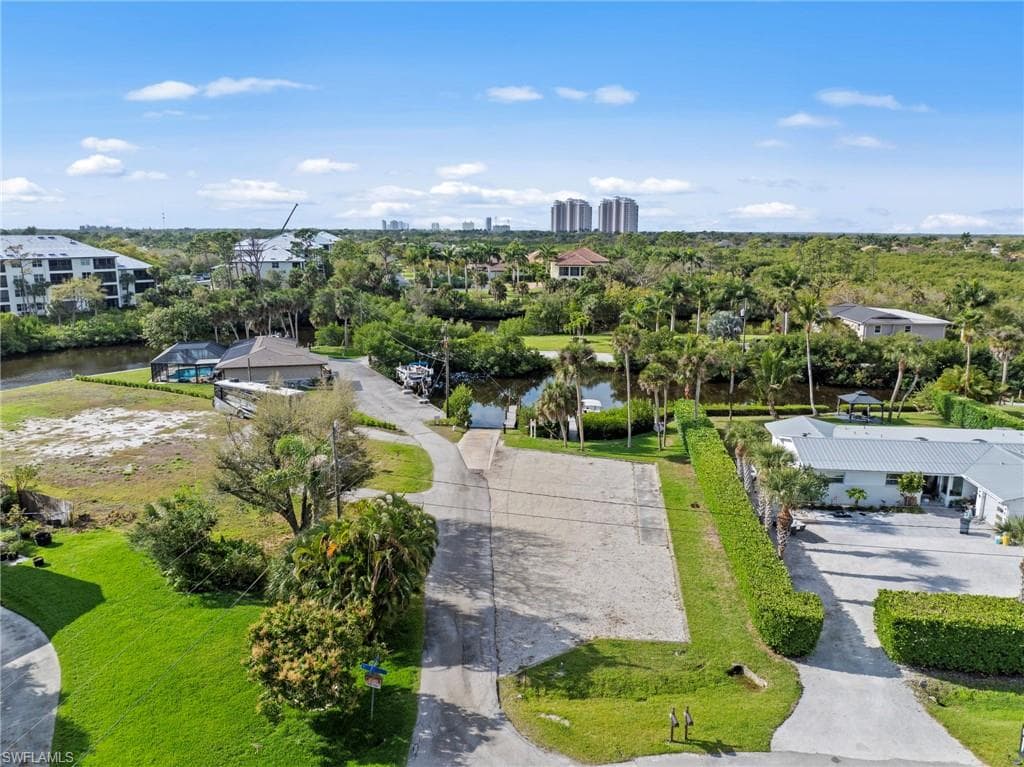 4724 Riverside DR-40
