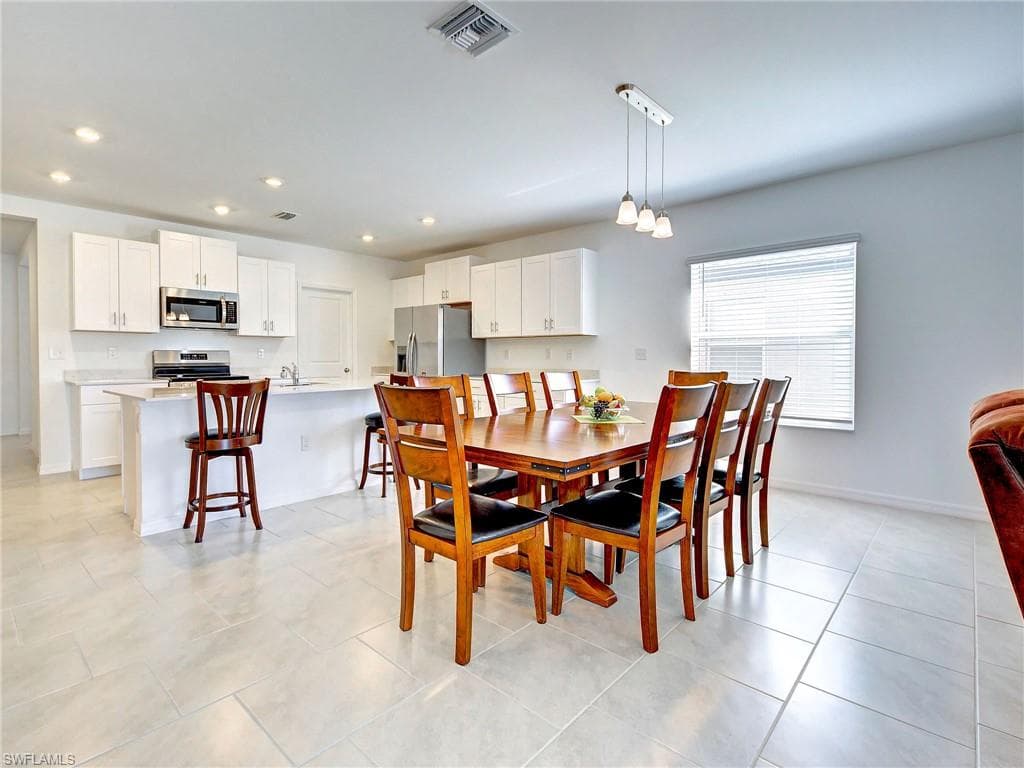 17154 Monte Isola WAY-14