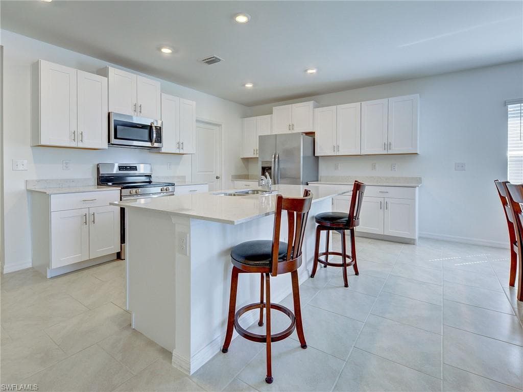 17154 Monte Isola WAY-8