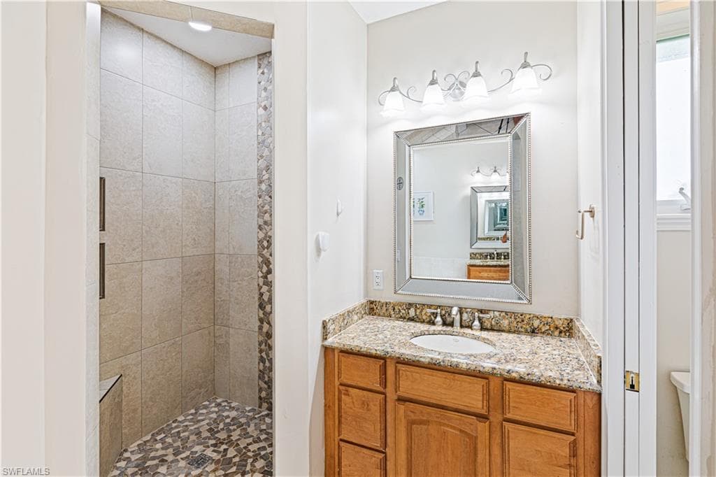 11913 Princess Grace CT-26