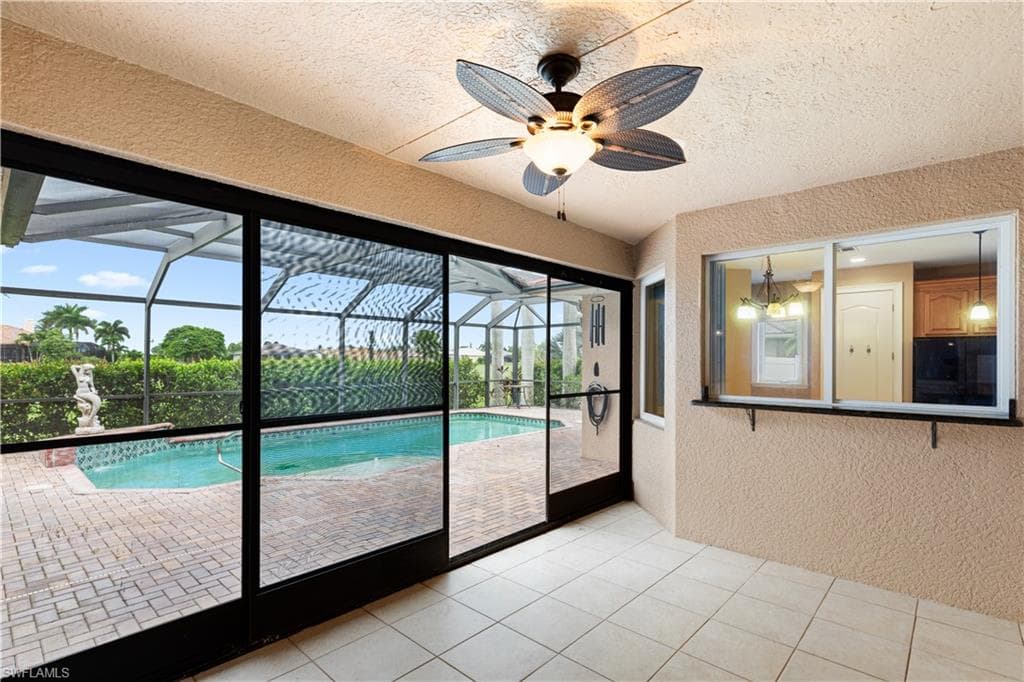 11913 Princess Grace CT-40