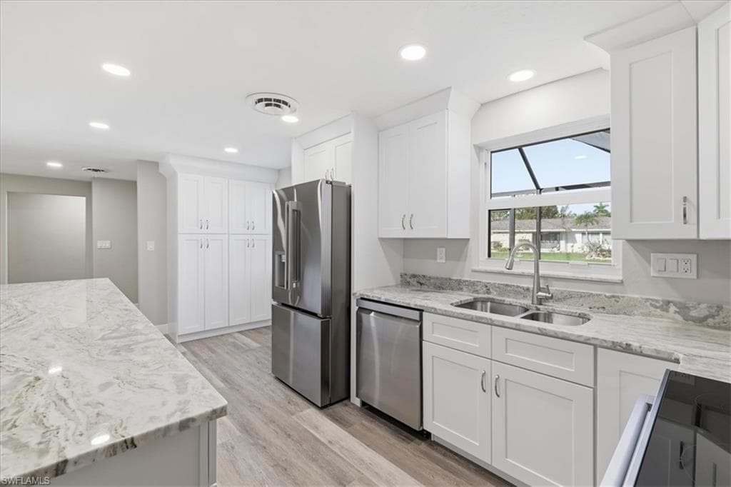 5051 Fairfield DR-11