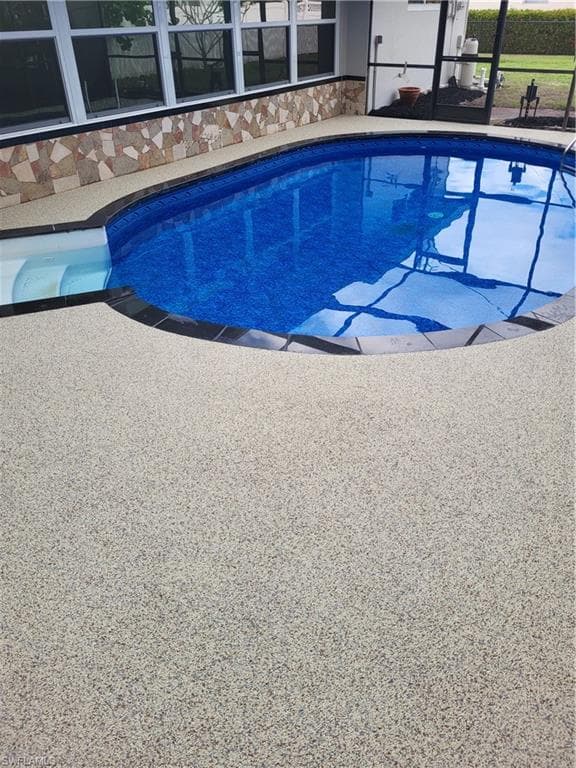 5051 Fairfield DR-44