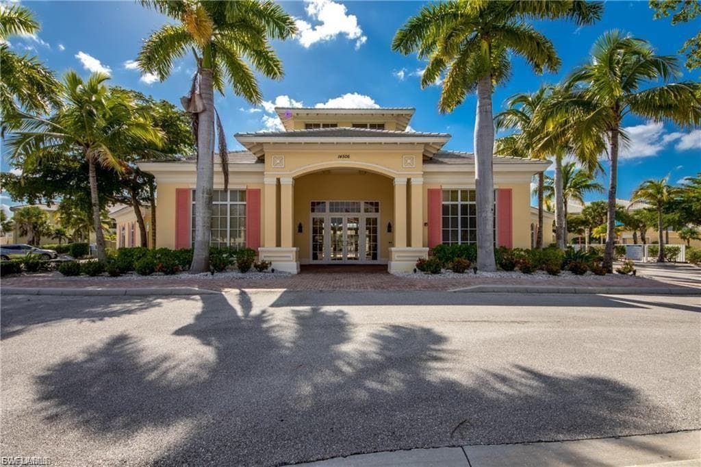 14618 Abaco Lakes DR-33