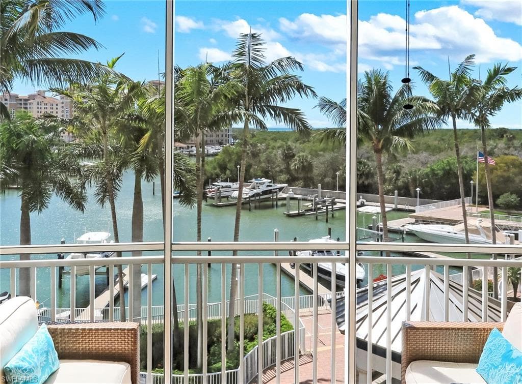 13675 Vanderbilt DR 406-12