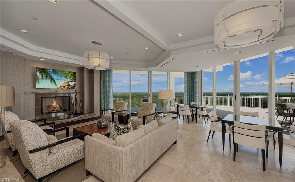 13675 Vanderbilt DR 406-39