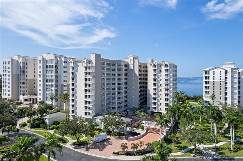 14250 Royal Harbour CT 818-29