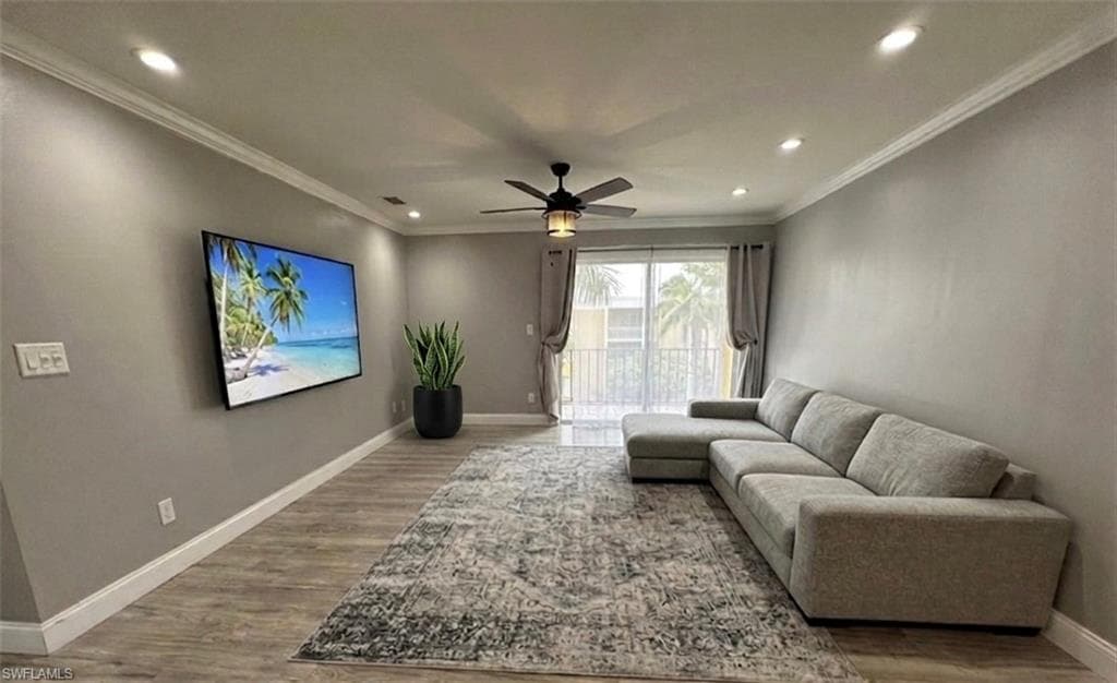 2366 Mall DR 514-2