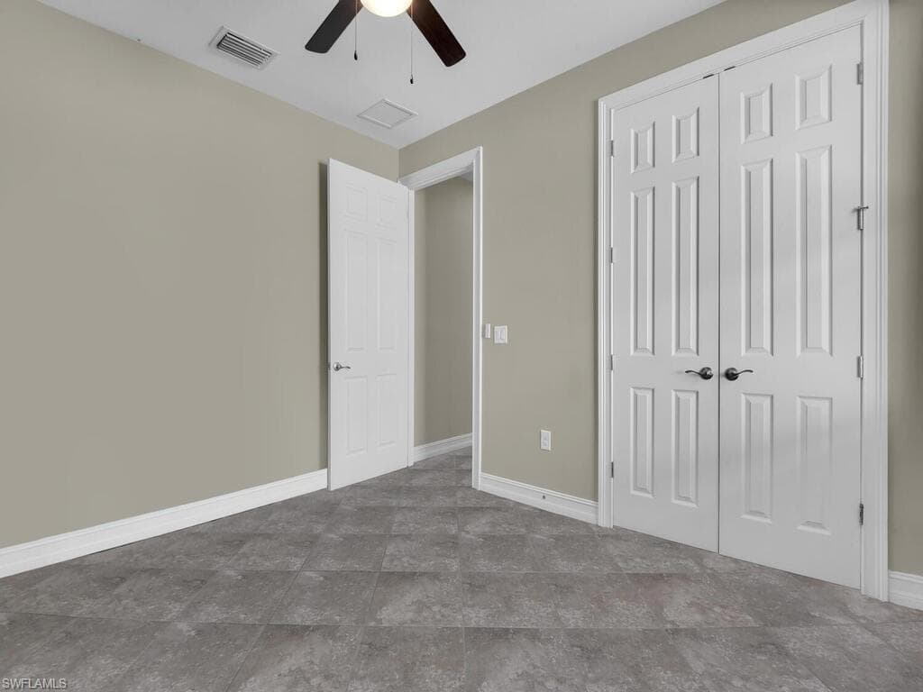 4211 Dutchess Park RD-24