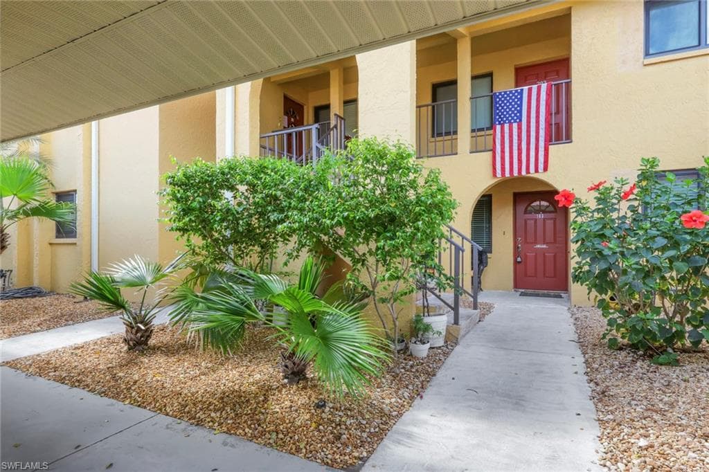 9820 Citadel LN 103-2