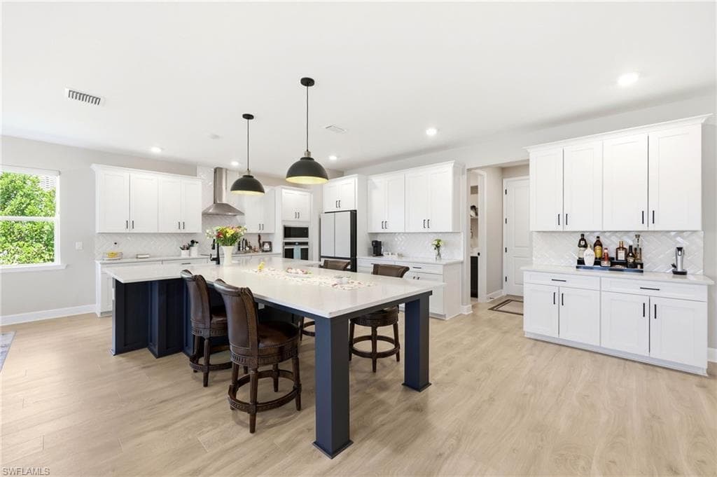 2094 Grove DR-5