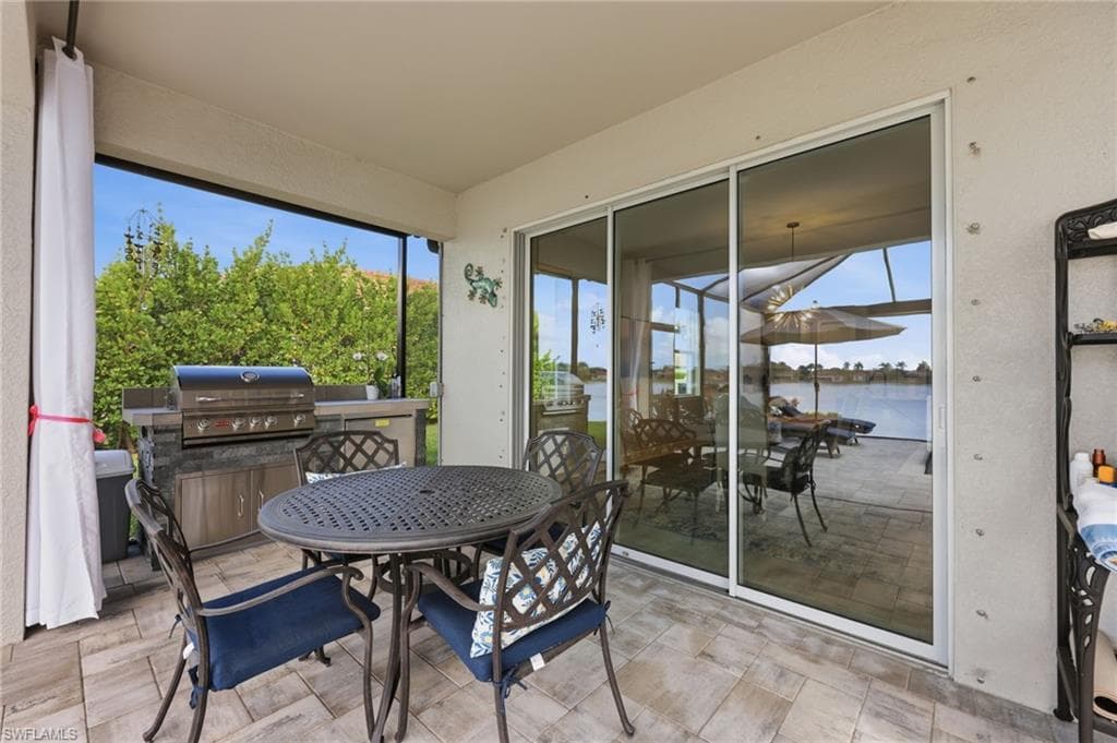 2094 Grove DR-24