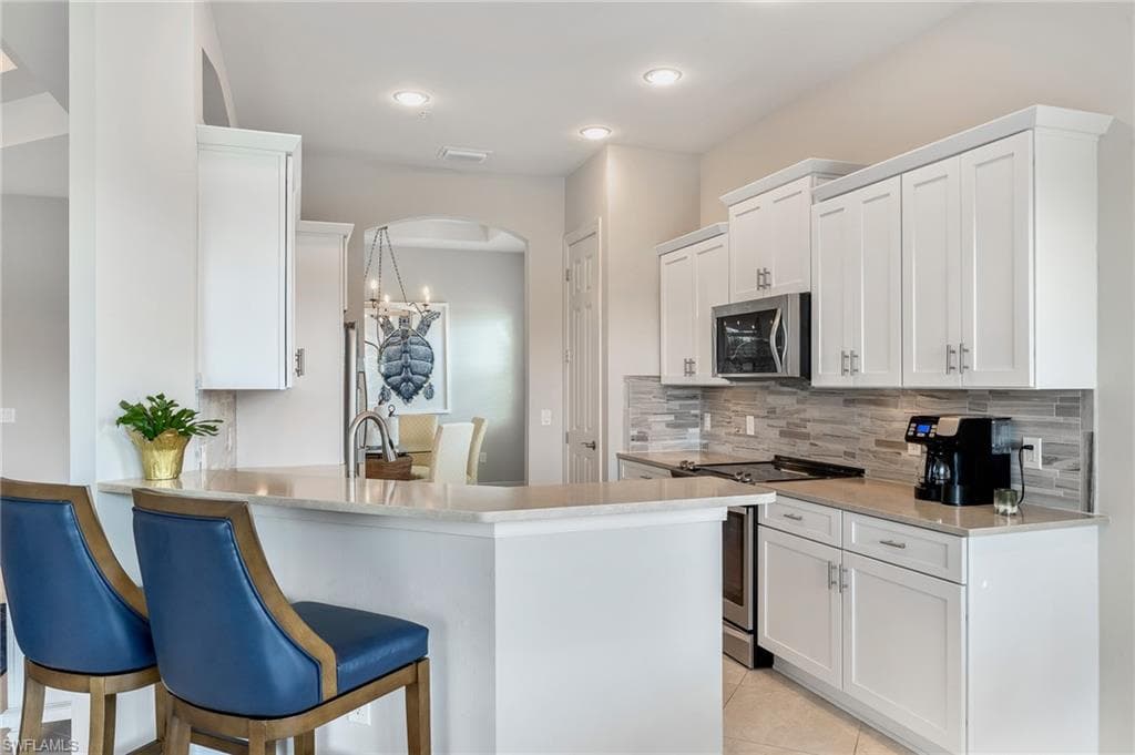 12058 Covent Garden CT 1203-7