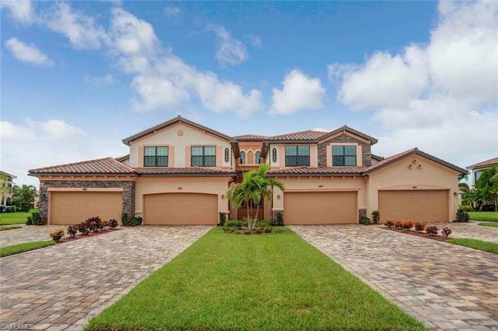 9126 Napoli CT 101-2