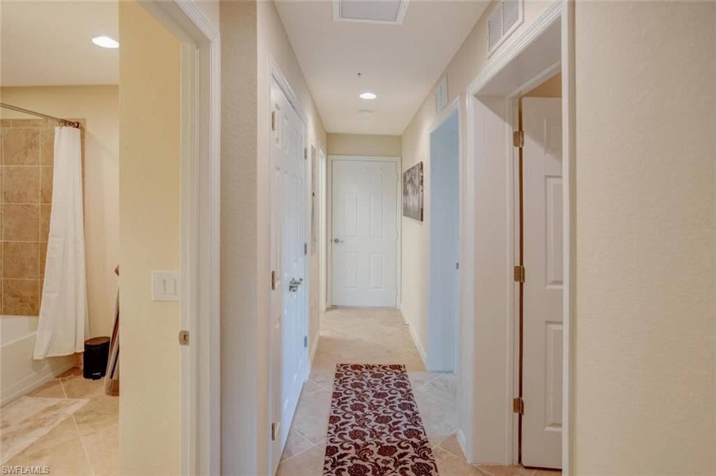 9126 Napoli CT 101-13