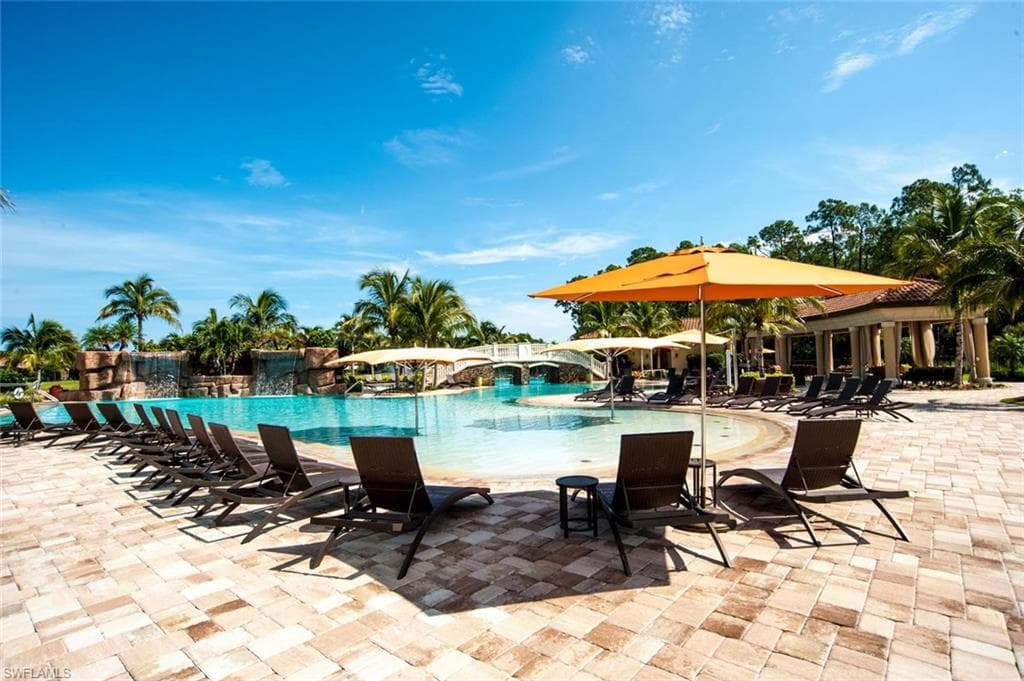 9126 Napoli CT 101-29