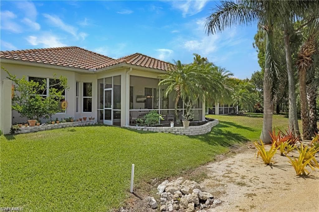 349 Harvard LN-22