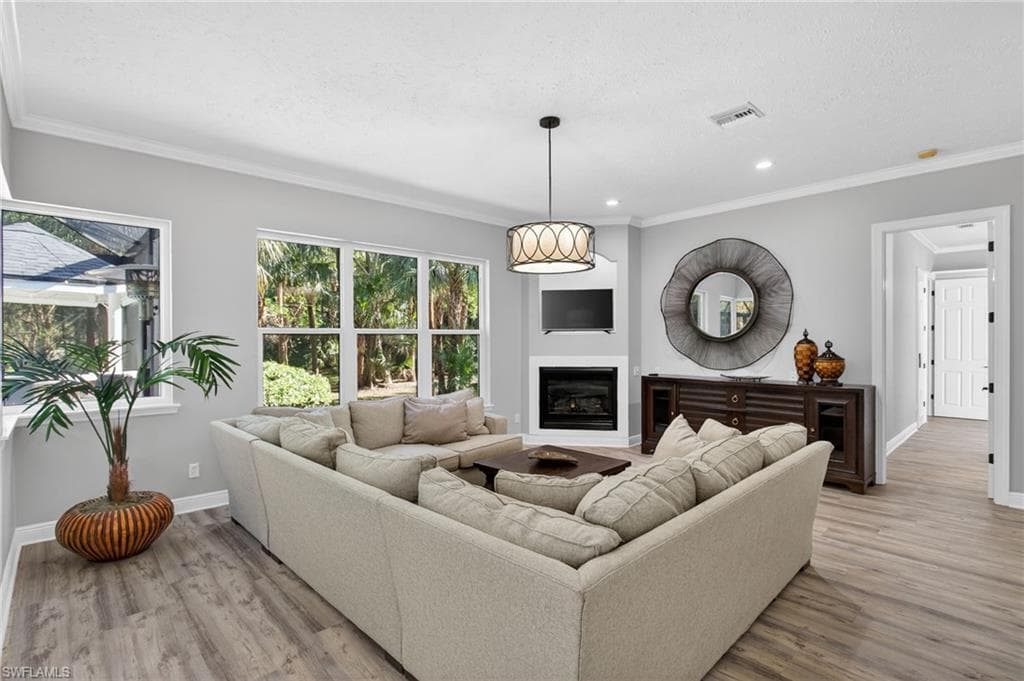 4075 1st AVE SW-16