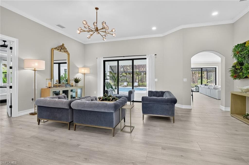 443 Weber BLVD S-15