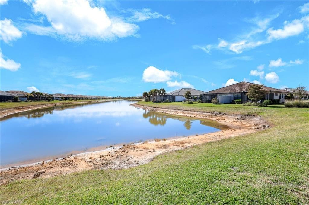 12201 Canal Grande DR-32