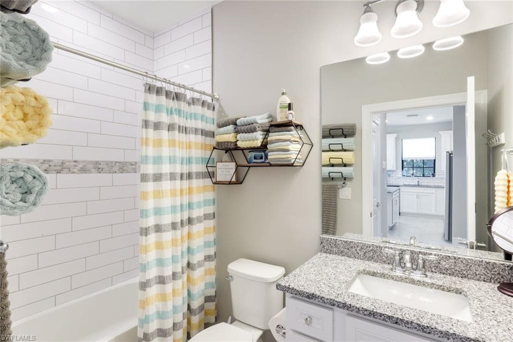 12201 Canal Grande DR-24