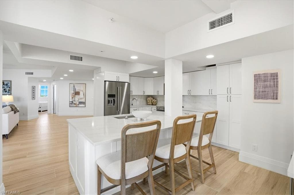980 Cape Marco DR 706-8