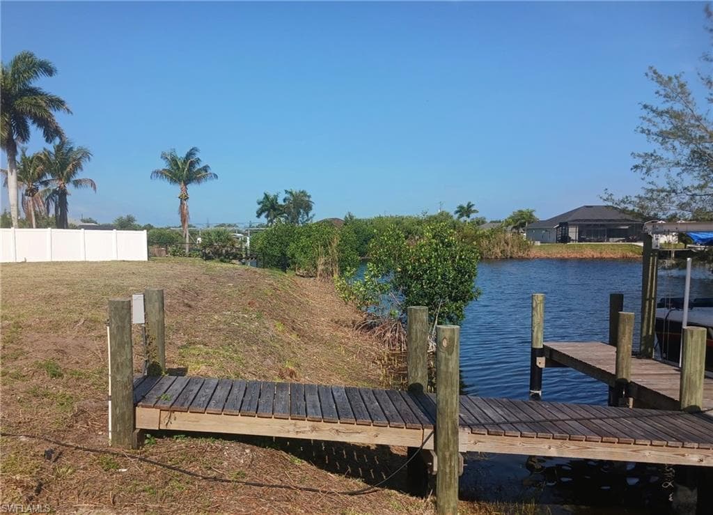 15256 Hennipen CIR-15