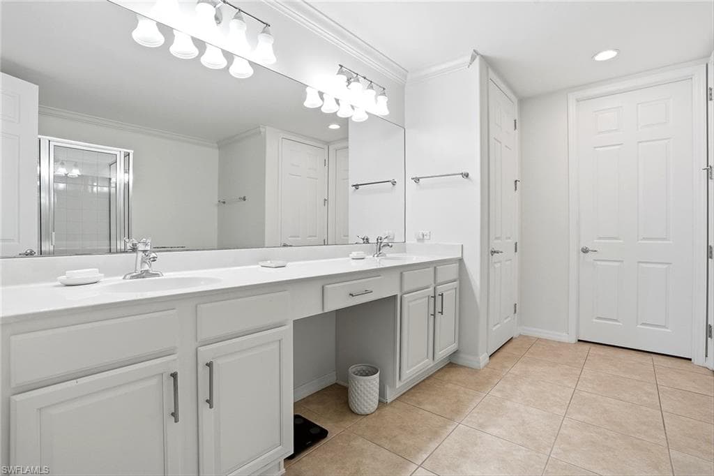 12026 Covent Garden CT 501-23
