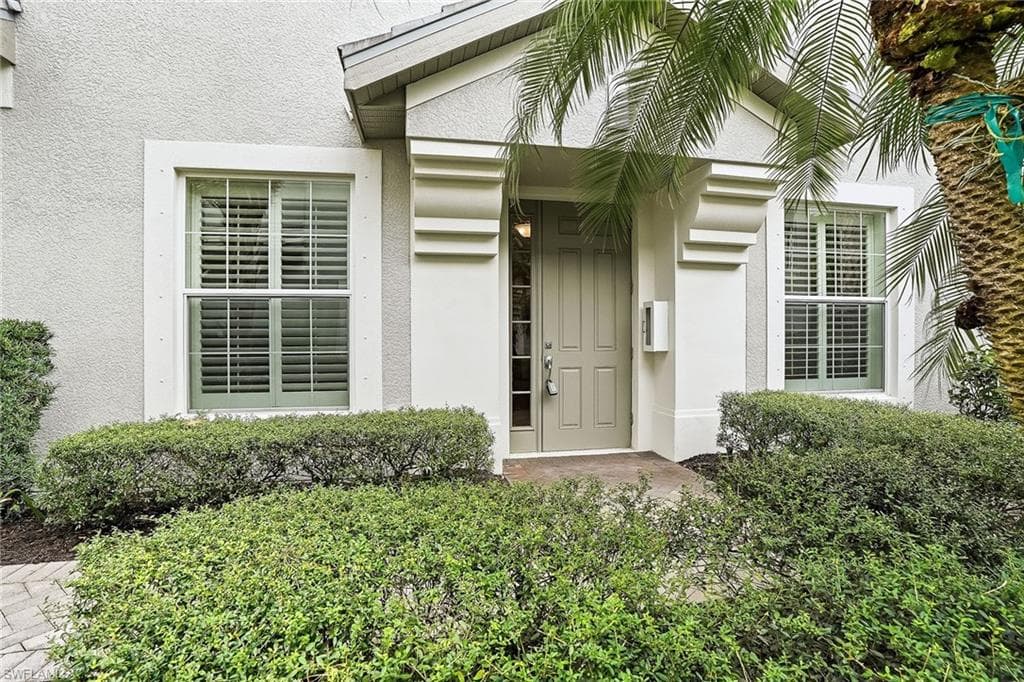 12026 Covent Garden CT 501-2