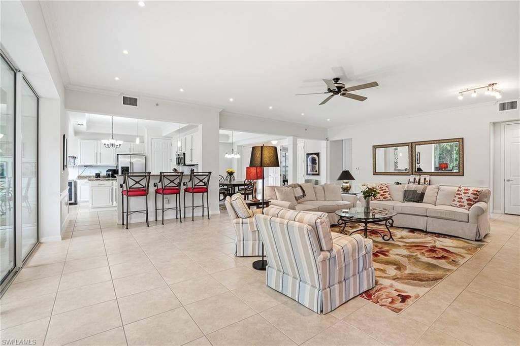 12026 Covent Garden CT 501-11