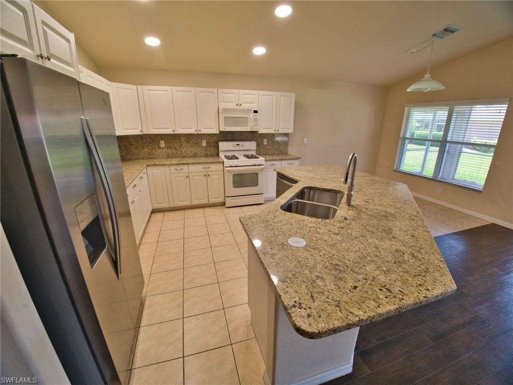 9071 Astonia WAY-4