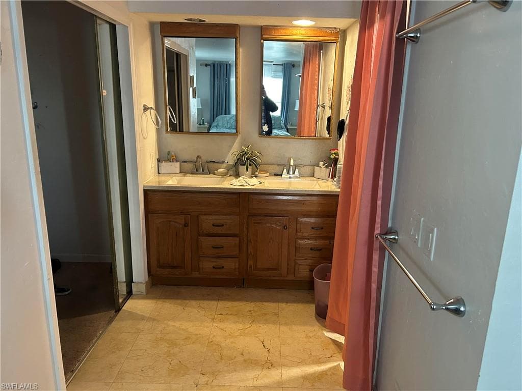 181 Pine Key LN 29-13