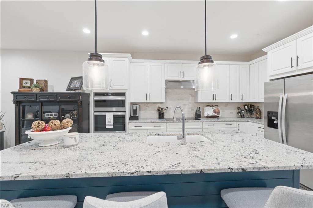 13017 Pembroke DR-4