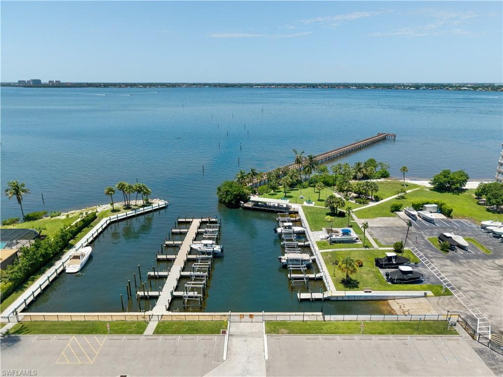15220 Cape Sable LN-6