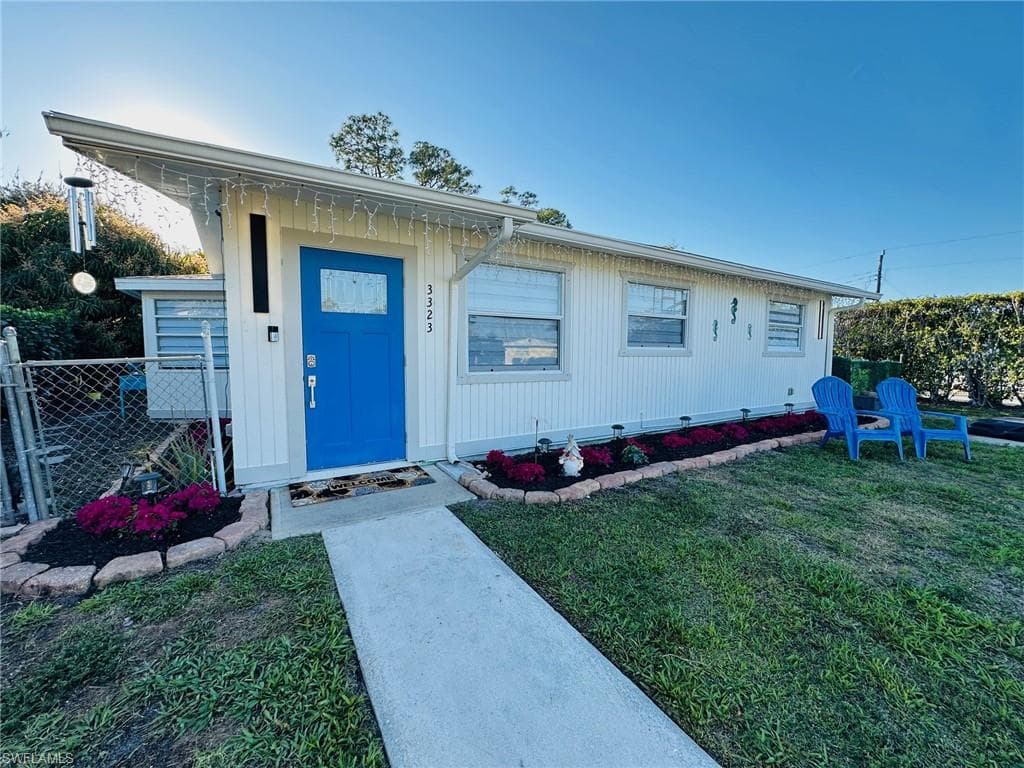 3323 Guilford CT-1