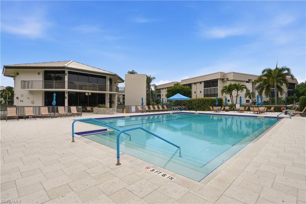 788 Park Shore DR A11-32
