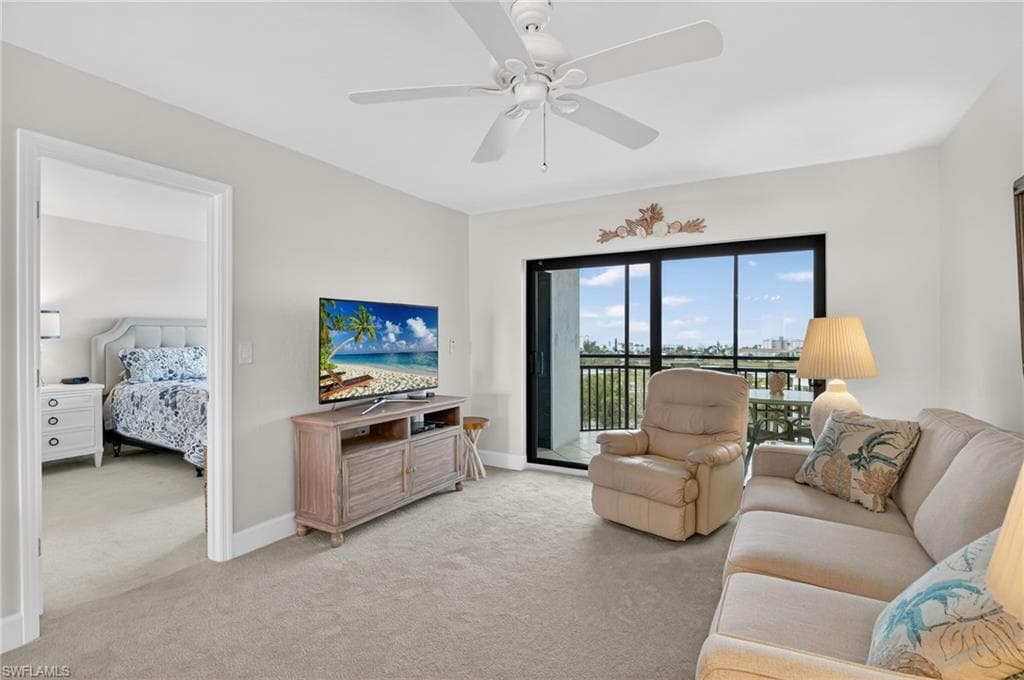 4263 Bay Beach LN 815-7