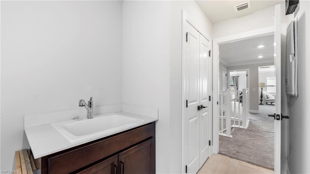 10428 Ventana LN-27