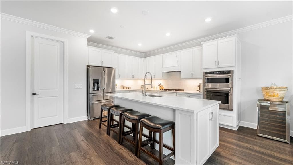10428 Ventana LN-4