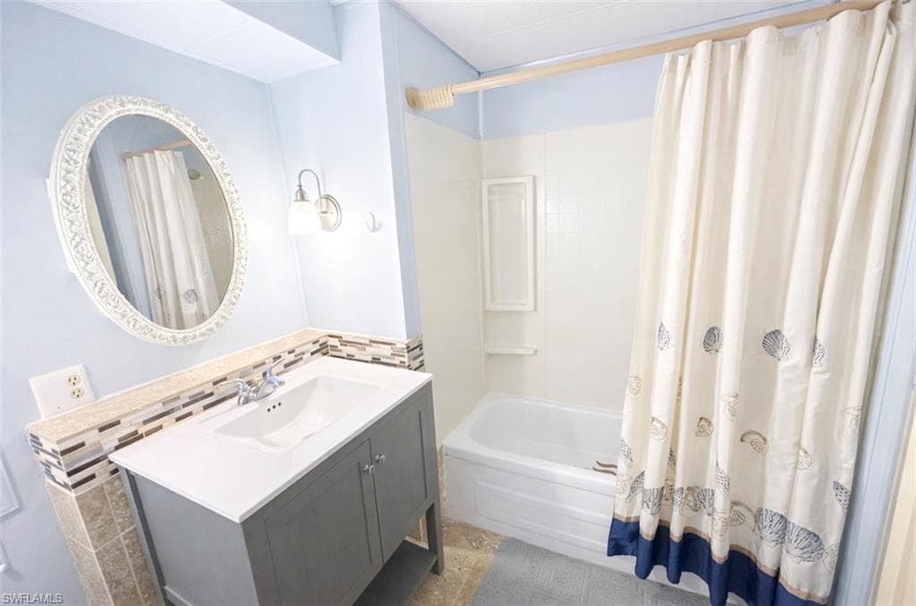 26110 Princess LN-9